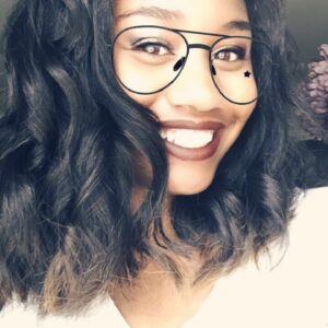 Rose - rencontre-Cougar-Nanterre