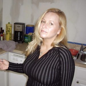 Faut que je baise ce week-end Emilie - rencontre-MILF-Chelles