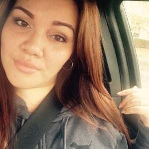 Baiser chaud ce soir! Léa - rencontre-Teen-Évreux